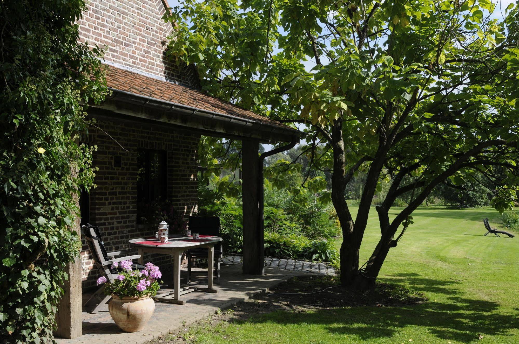 'T Vijverhof Viane Exterior foto